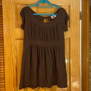 Brown sleeveless top - L